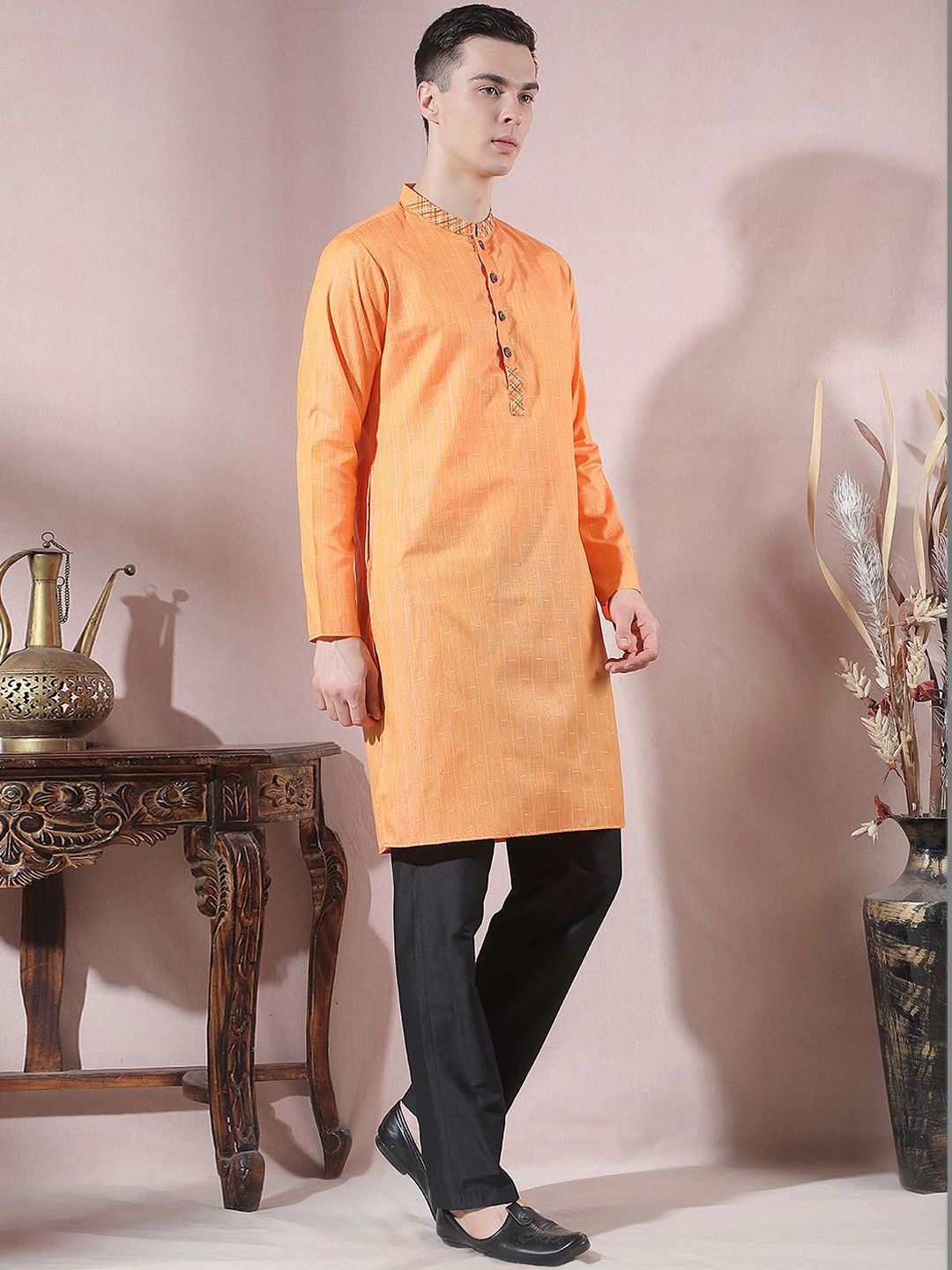 Men Regular Thread Work Kurta with Trousers