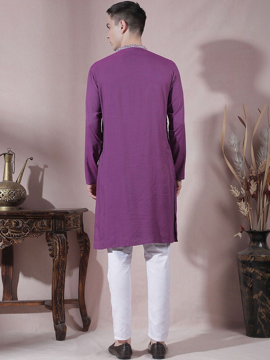 Men Regular Thread Work Kurta with Trousers