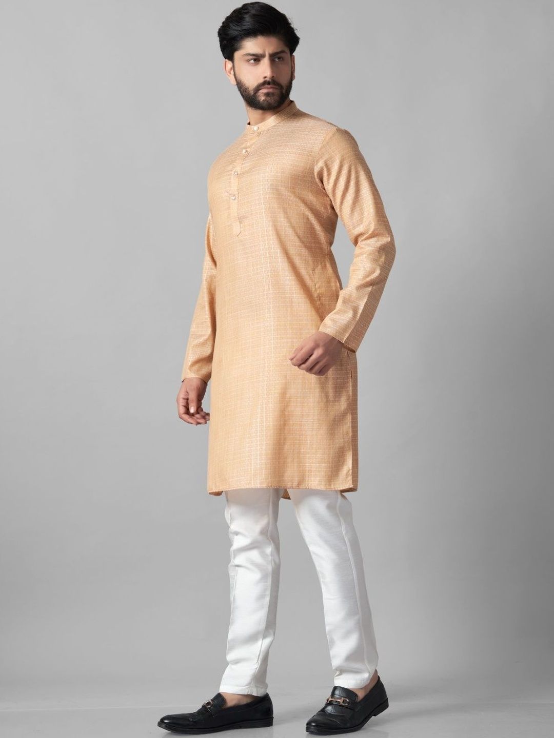 Men Solid Pure Cotton Kurta with Pyjamas