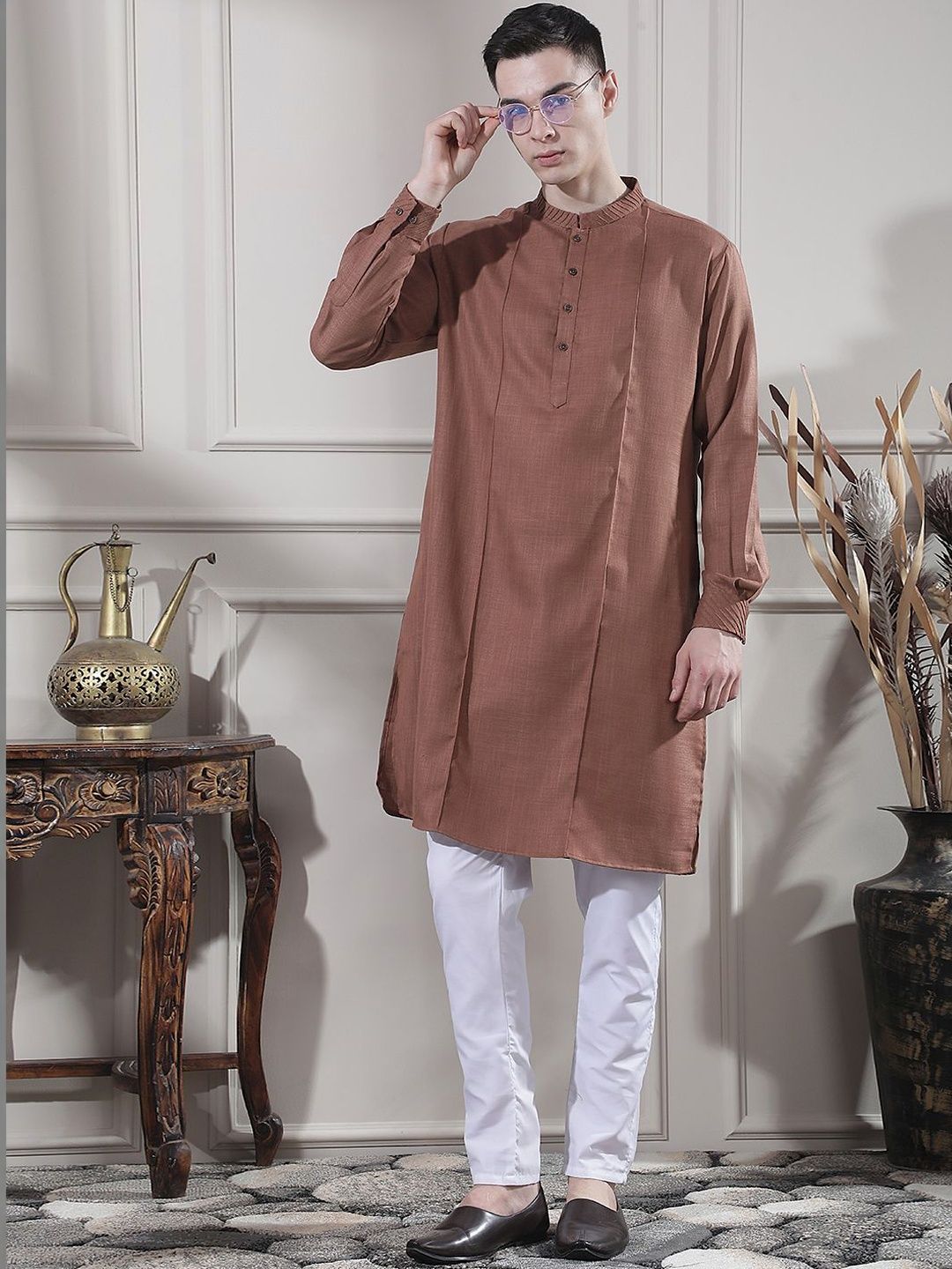 Men Regular Kurta with Churidar