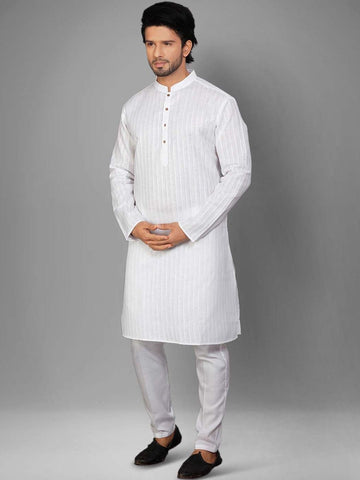 Men Regular Kurta with Pyjamas