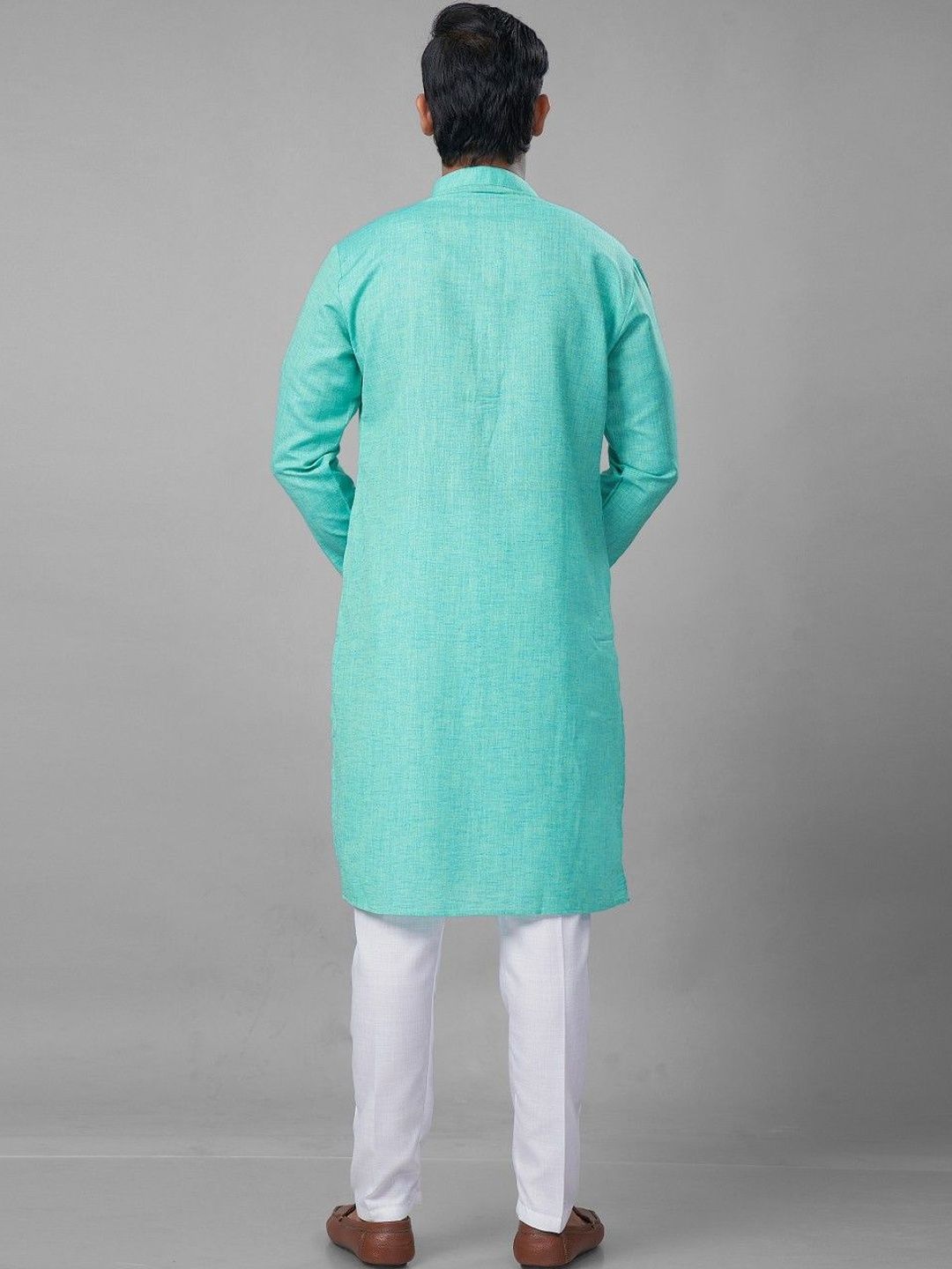 Men Regular Kurta with Pyjamas