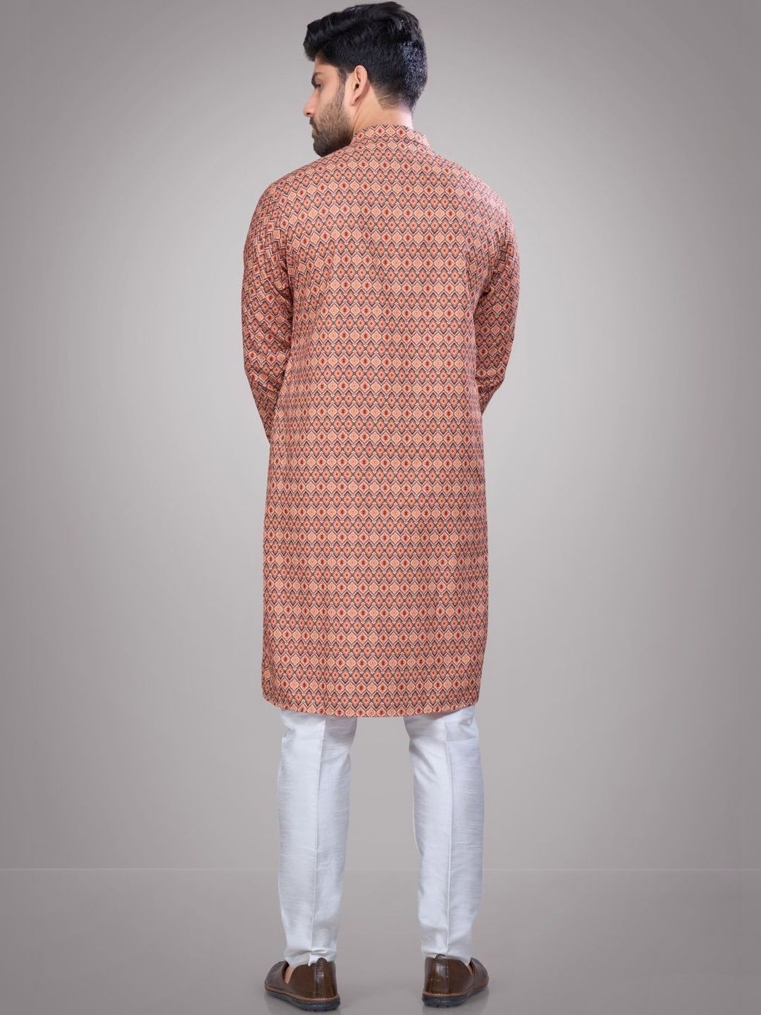 Men Printed Regular Pure Cotton Kurta with Pyjamas