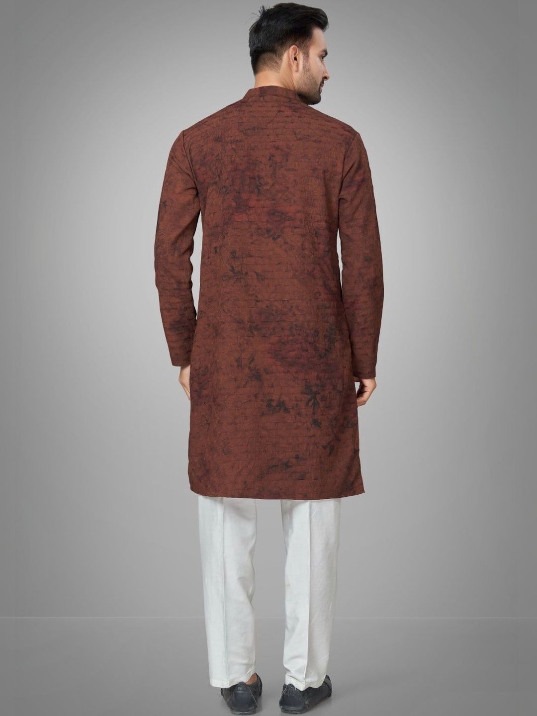 Men Dyed Regular Pure Cotton Kurta with Pyjamas