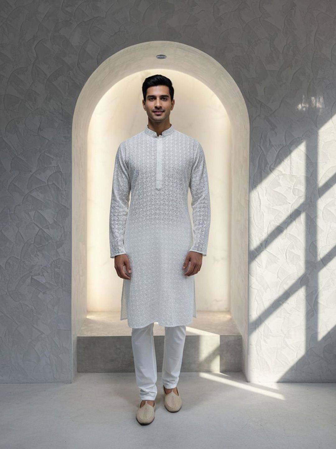 Floral Embroidered Mandarin Collar Thread Work Straight Kurta