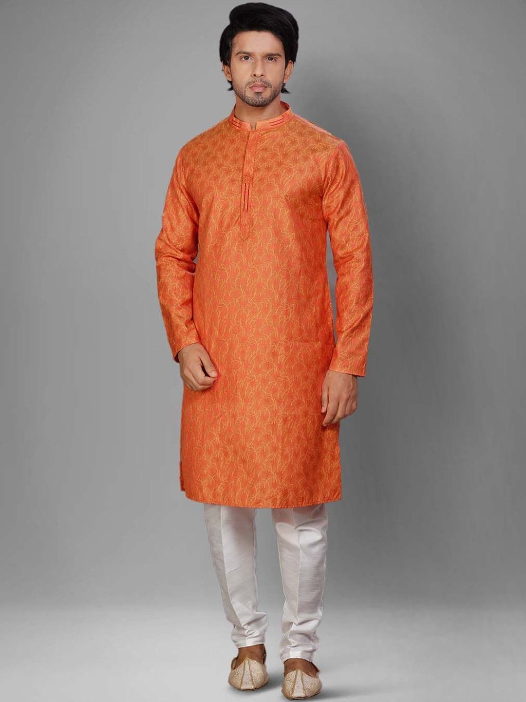 Men Ethnic Motifs Regular Kurta with Pyjamas