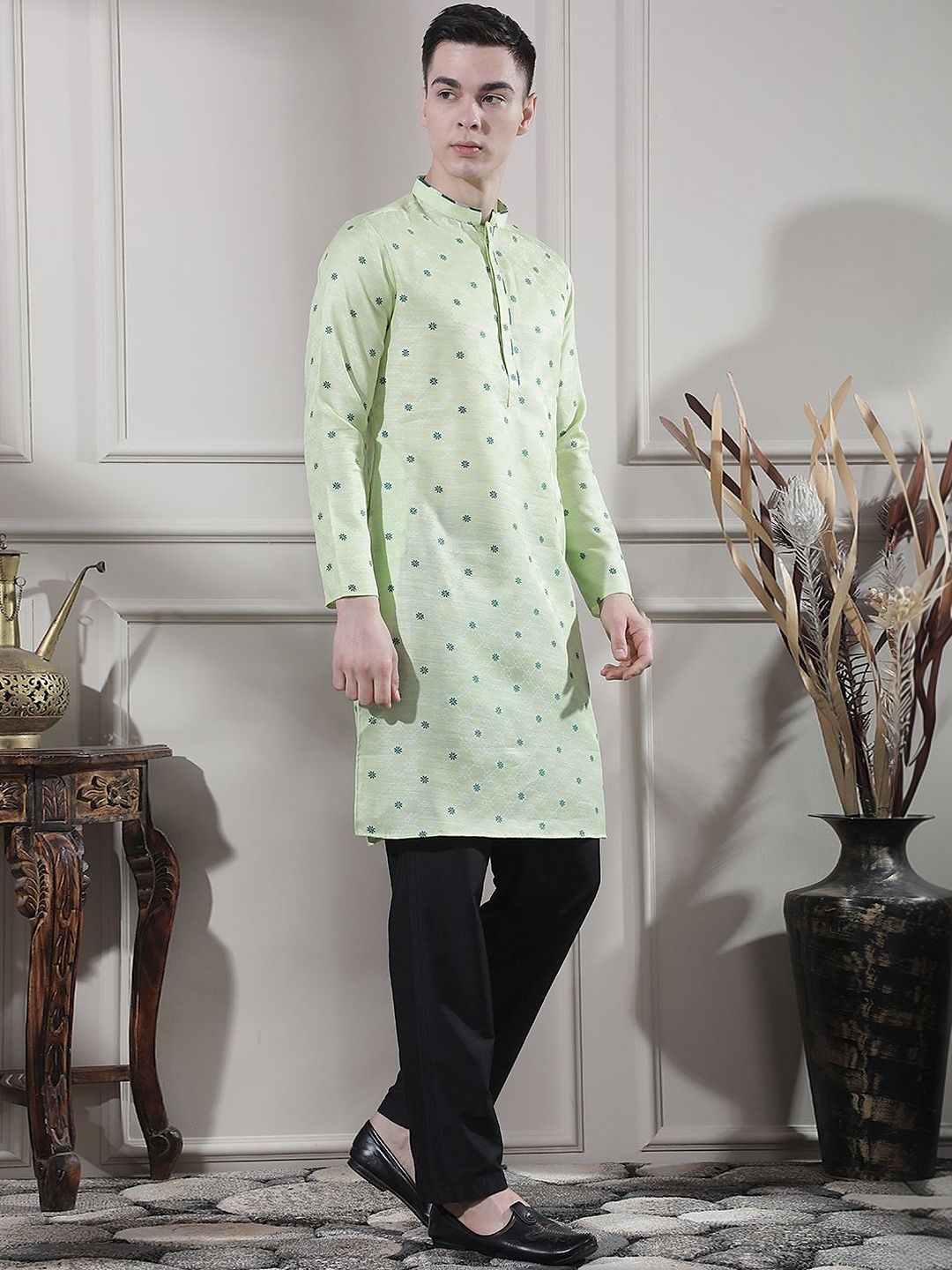 Men Ethnic Motifs Printed Regular Kurta with Trousers