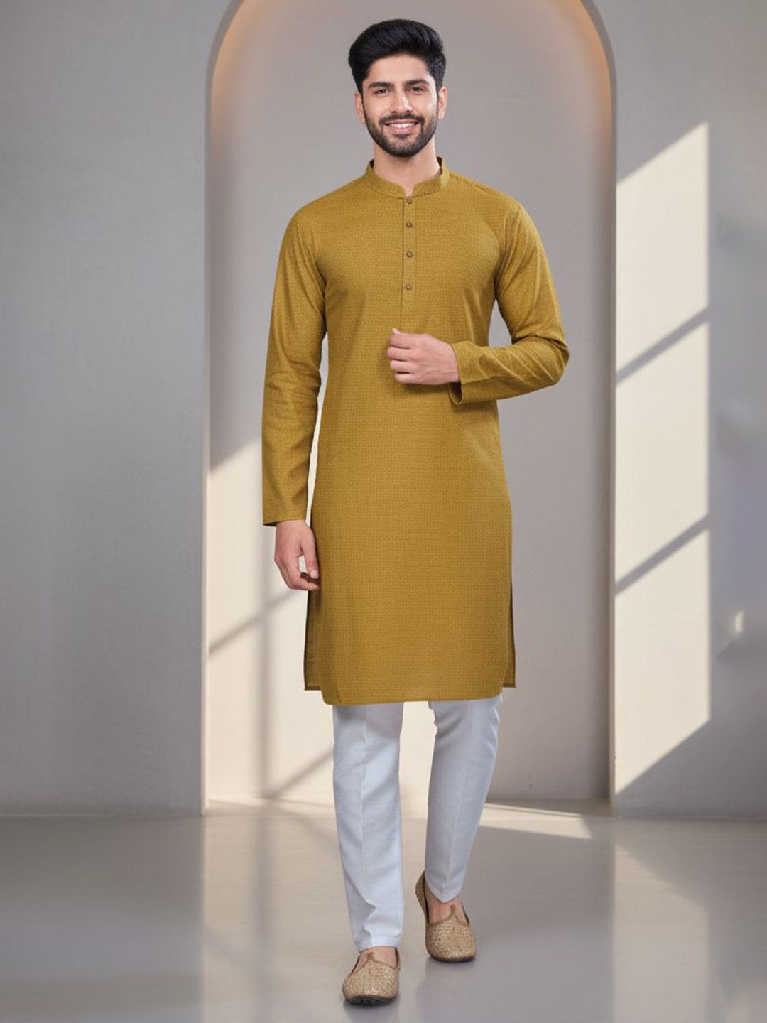 Men Thread Work Kurta